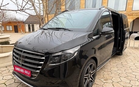 Mercedes-Benz V-Класс, 2025 год, 14 700 000 рублей, 3 фотография