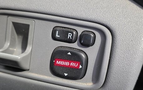 Toyota FunCargo, 2002 год, 450 000 рублей, 13 фотография