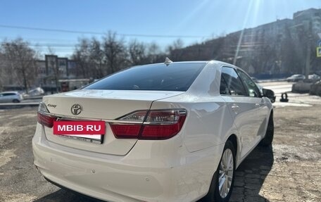 Toyota Camry, 2017 год, 2 350 000 рублей, 6 фотография
