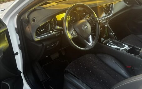 Opel Insignia II рестайлинг, 2018 год, 1 650 000 рублей, 5 фотография