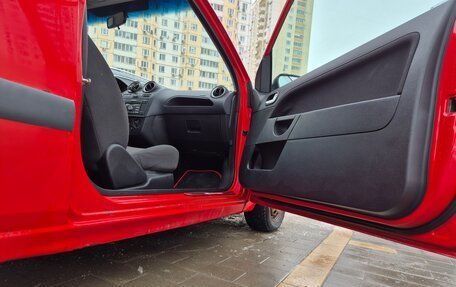 Ford Fiesta, 2006 год, 320 000 рублей, 6 фотография