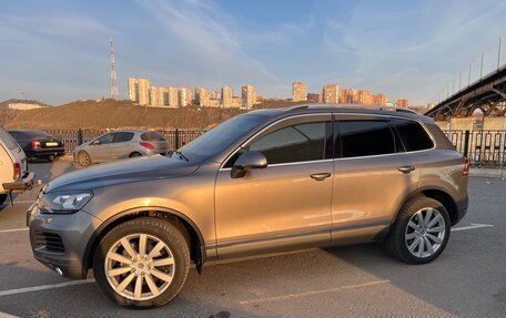 Volkswagen Touareg III, 2011 год, 2 200 000 рублей, 4 фотография