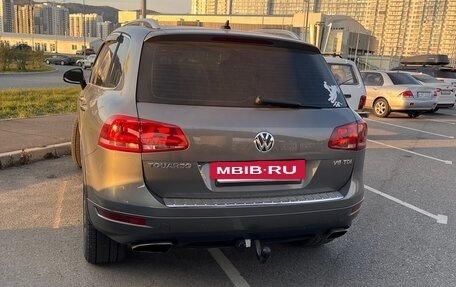 Volkswagen Touareg III, 2011 год, 2 200 000 рублей, 3 фотография