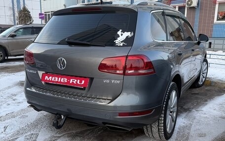 Volkswagen Touareg III, 2011 год, 2 200 000 рублей, 6 фотография