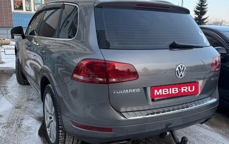 Volkswagen Touareg III, 2011 год, 2 200 000 рублей, 5 фотография