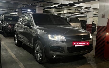 Volkswagen Touareg III, 2011 год, 2 200 000 рублей, 11 фотография