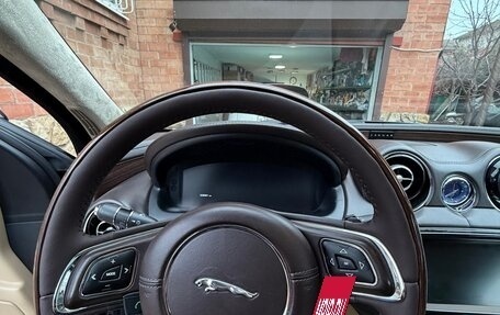 Jaguar XJ IV (X351), 2013 год, 1 800 000 рублей, 11 фотография