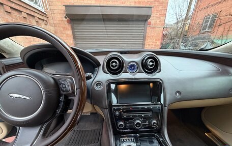 Jaguar XJ IV (X351), 2013 год, 1 800 000 рублей, 12 фотография