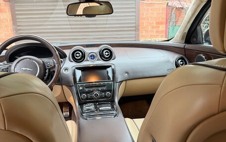 Jaguar XJ IV (X351), 2013 год, 1 800 000 рублей, 17 фотография