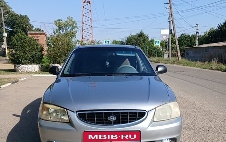 Hyundai Accent II, 2005 год, 320 000 рублей, 2 фотография