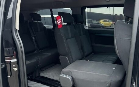 Peugeot Traveller I, 2018 год, 2 250 000 рублей, 14 фотография