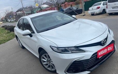 Toyota Camry, 2022 год, 2 050 000 рублей, 5 фотография