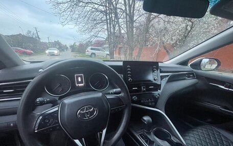 Toyota Camry, 2022 год, 2 050 000 рублей, 15 фотография