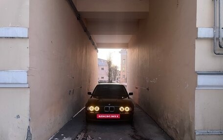 BMW 5 серия, 1991 год, 320 000 рублей, 13 фотография