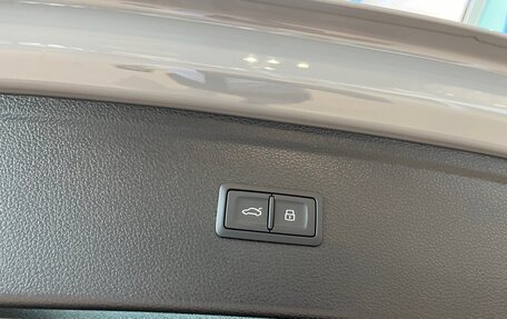 Audi Q5, 2025 год, 24 фотография