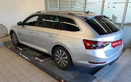 Skoda Superb III рестайлинг, 2022 год, 2 572 000 рублей, 4 фотография