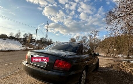Hyundai Sonata IV рестайлинг, 2011 год, 400 000 рублей, 3 фотография