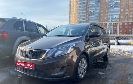 KIA Rio III рестайлинг, 2014 год, 1 000 000 рублей, 3 фотография
