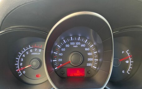 KIA Rio III рестайлинг, 2014 год, 1 000 000 рублей, 24 фотография