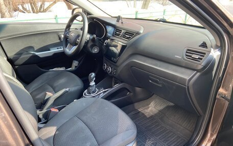 KIA Rio III рестайлинг, 2014 год, 1 000 000 рублей, 22 фотография