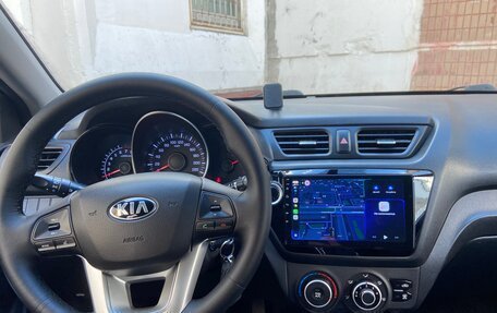 KIA Rio III рестайлинг, 2014 год, 1 000 000 рублей, 25 фотография