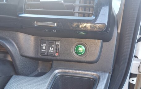 Honda Stepwgn IV, 2019 год, 2 250 000 рублей, 15 фотография