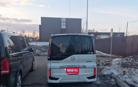 Honda Stepwgn IV, 2019 год, 2 250 000 рублей, 2 фотография