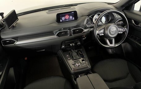 Mazda CX-8, 2018 год, 2 550 000 рублей, 12 фотография