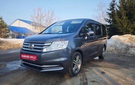 Honda Stepwgn IV, 2014 год, 1 700 000 рублей, 3 фотография