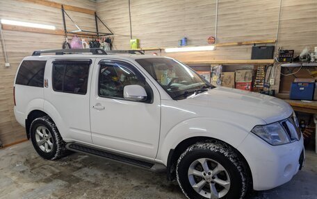 Nissan Pathfinder, 2013 год, 2 200 000 рублей, 26 фотография