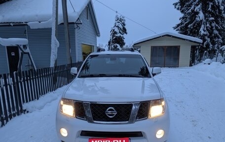 Nissan Pathfinder, 2013 год, 2 200 000 рублей, 23 фотография
