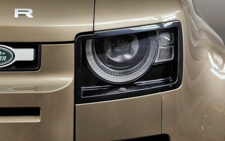 Land Rover Defender II, 2021 год, 4 600 000 рублей, 10 фотография