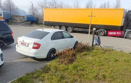 Skoda Rapid I, 2015 год, 1 100 000 рублей, 7 фотография