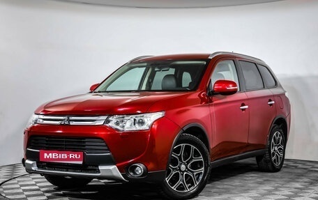 Mitsubishi Outlander III рестайлинг 3, 2014 год, 1 399 000 рублей, 1 фотография