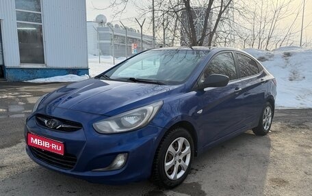 Hyundai Solaris II рестайлинг, 2012 год, 510 000 рублей, 1 фотография