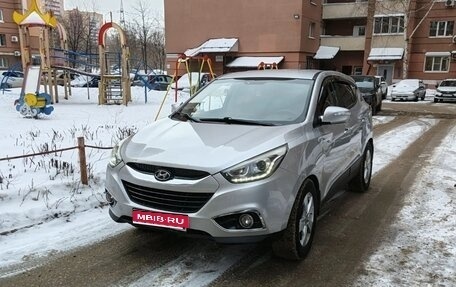 Hyundai ix35 I рестайлинг, 2013 год, 999 999 рублей, 1 фотография