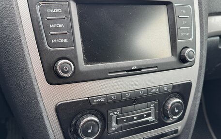 Skoda Octavia, 2011 год, 750 000 рублей, 27 фотография