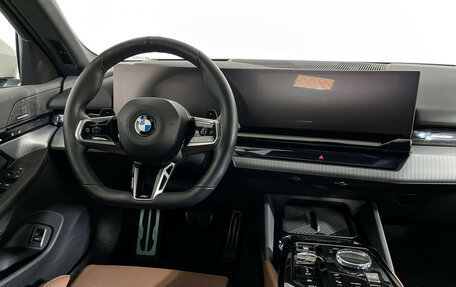 BMW 5 серия, 2023 год, 8 300 000 рублей, 15 фотография