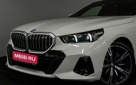 BMW 5 серия, 2023 год, 8 300 000 рублей, 33 фотография