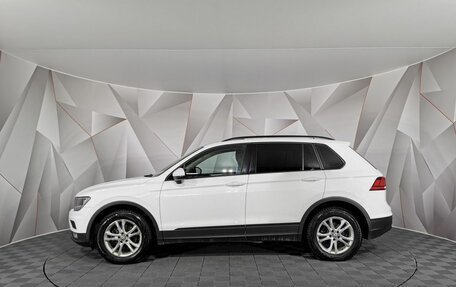 Volkswagen Tiguan II, 2018 год, 1 933 000 рублей, 5 фотография