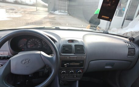 Hyundai Accent II, 2005 год, 305 000 рублей, 8 фотография