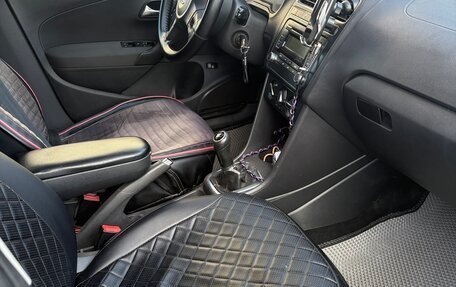 Volkswagen Polo VI (EU Market), 2011 год, 520 000 рублей, 8 фотография