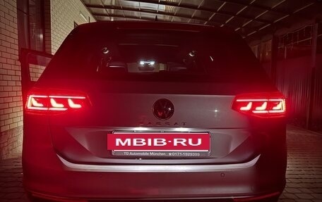 Volkswagen Passat B8 рестайлинг, 2020 год, 2 650 000 рублей, 17 фотография