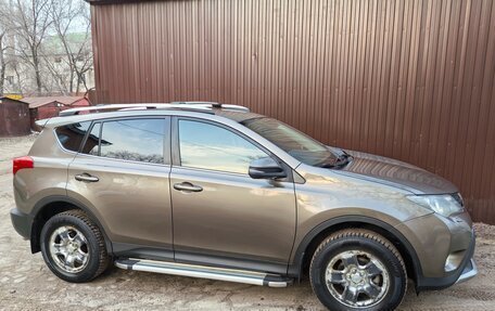 Toyota RAV4, 2013 год, 1 550 000 рублей, 8 фотография