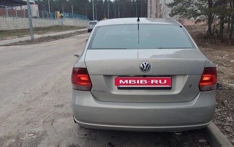 Volkswagen Polo VI (EU Market), 2012 год, 800 000 рублей, 2 фотография