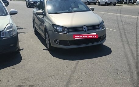 Volkswagen Polo VI (EU Market), 2012 год, 800 000 рублей, 8 фотография