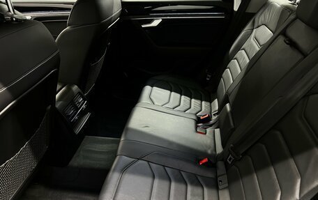 Volkswagen Touareg III, 2019 год, 4 999 000 рублей, 10 фотография