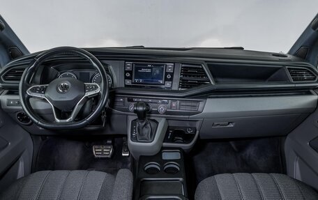 Volkswagen Transporter T6 рестайлинг, 2020 год, 4 900 000 рублей, 10 фотография