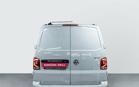 Volkswagen Transporter T6 рестайлинг, 2020 год, 4 900 000 рублей, 5 фотография