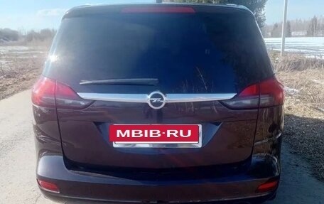 Opel Zafira C рестайлинг, 2014 год, 1 390 000 рублей, 4 фотография